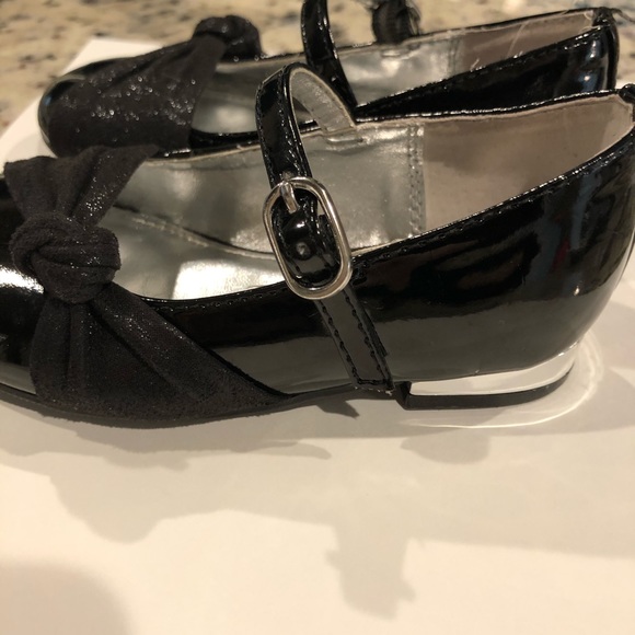 Baby Nina Patent Shoes Size 6 - Picture 4 of 7